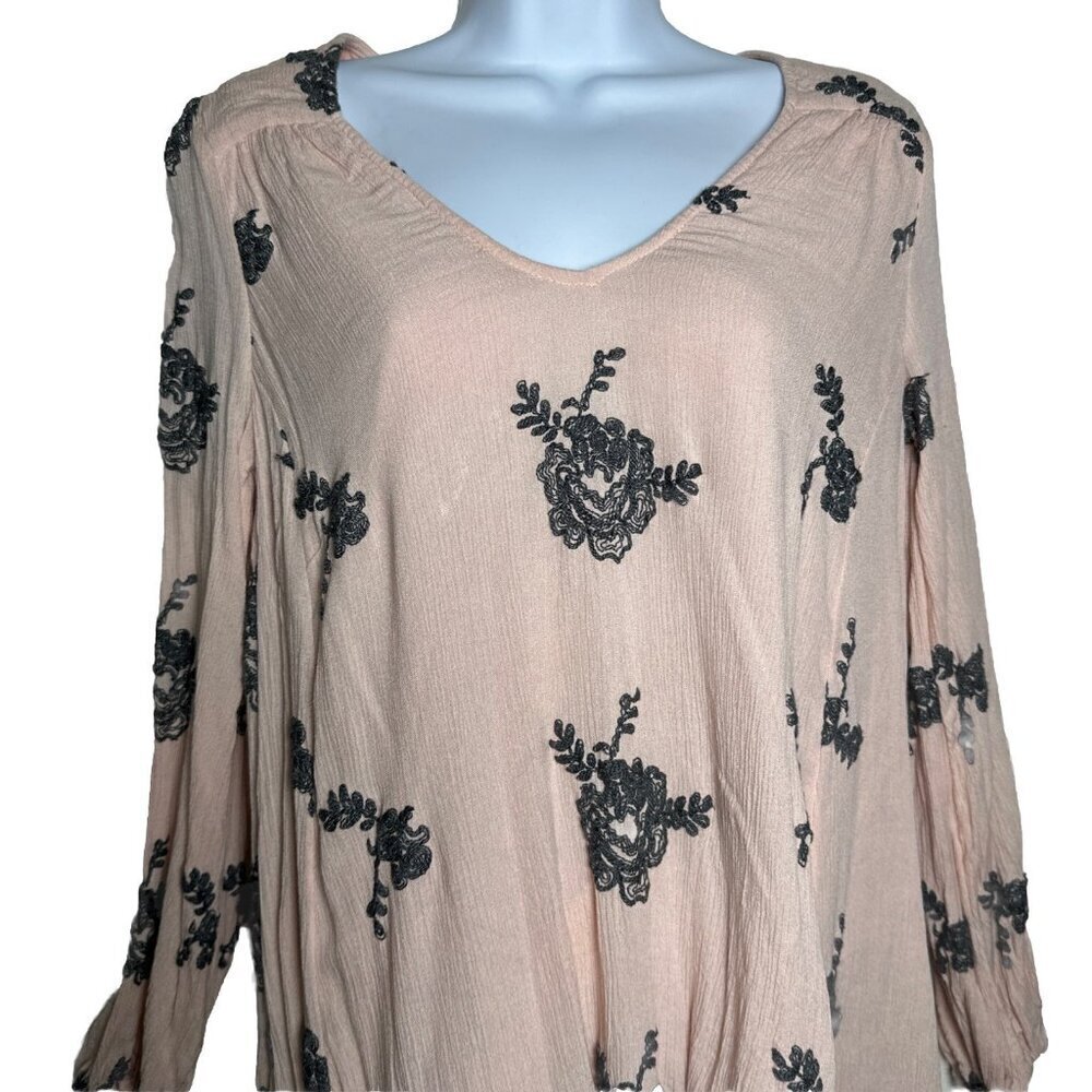 Free People Small Pink Grey Floral Embroidered Boho Austin Swing Mini Dress Boho - Picture 3 of 9